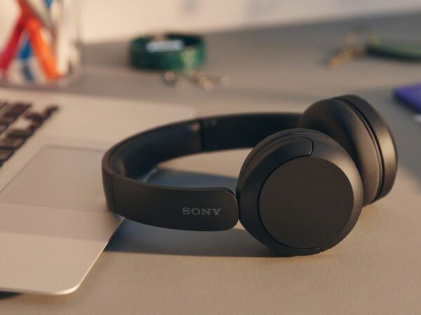 Sony WH-CH520 Wireless Headphones with Microphone - Image 11