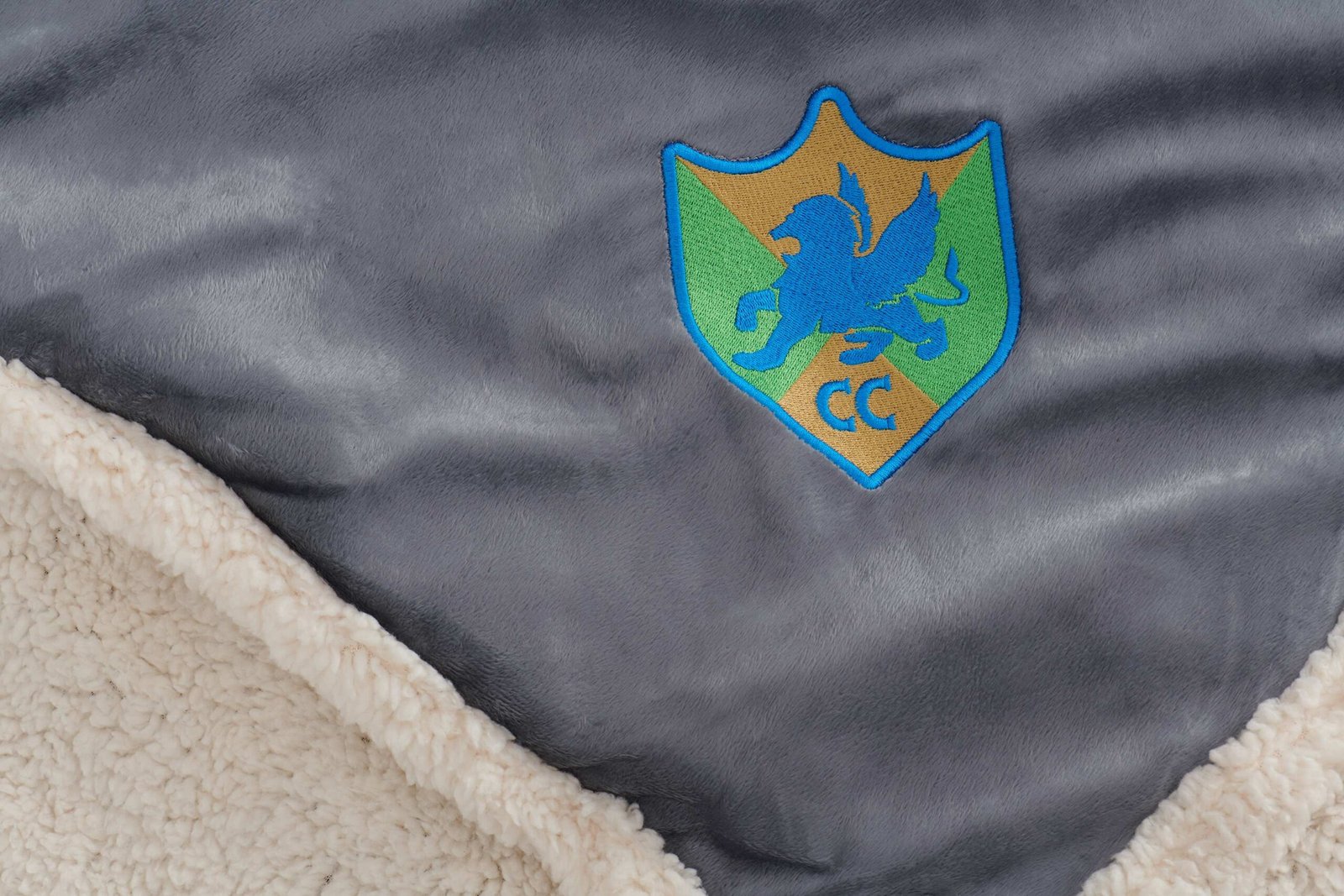 Field & Co.® Cambridge Oversized Sherpa Blanket - Image 5