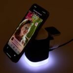 Glow 3-in-1 MagClick™ 15W Wireless Charging Stand - Image 4
